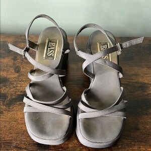 Bass Women's Gray Strappy Sandals